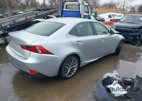 2015 Lexus Is 250 z USA, uszkodzony, nr VIN JTHCF1D29F5026295